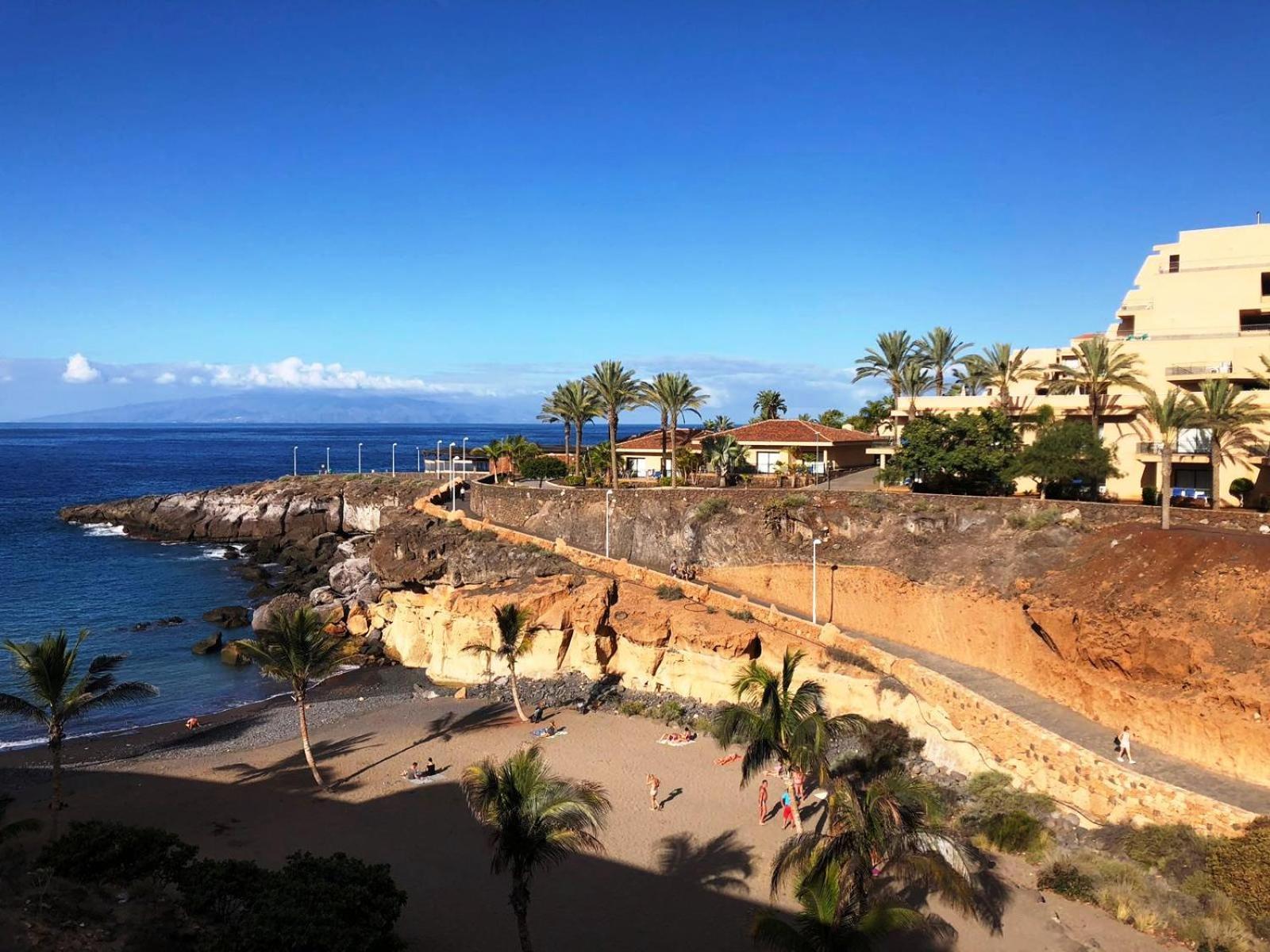 Blue Bay Paradise - Beach Front Apartment With Sea View Playa Paraiso  Ngoại thất bức ảnh