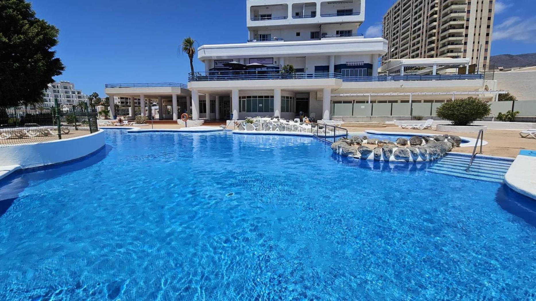 Blue Bay Paradise - Beach Front Apartment With Sea View Playa Paraiso  Ngoại thất bức ảnh