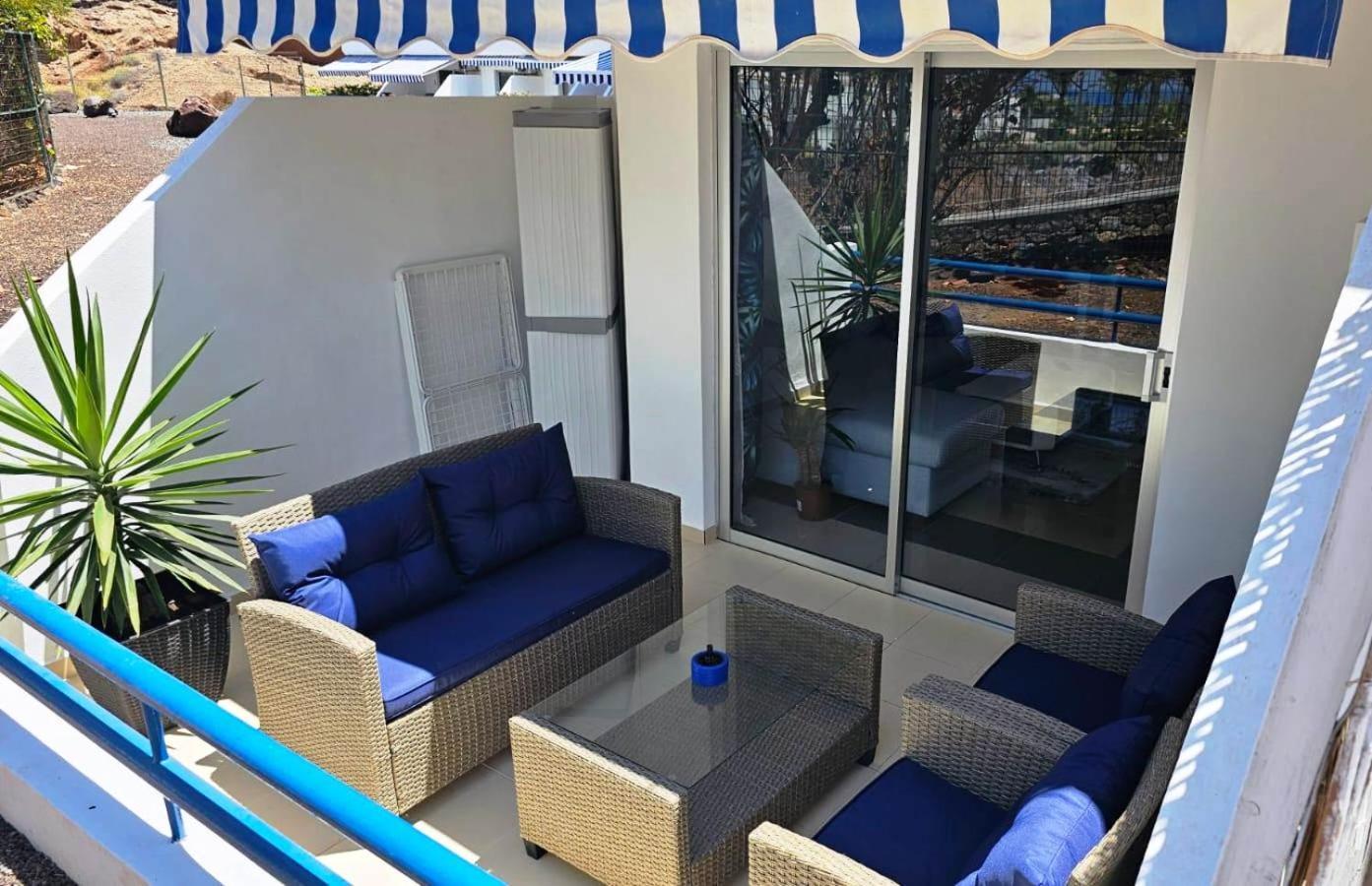 Blue Bay Paradise - Beach Front Apartment With Sea View Playa Paraiso  Ngoại thất bức ảnh