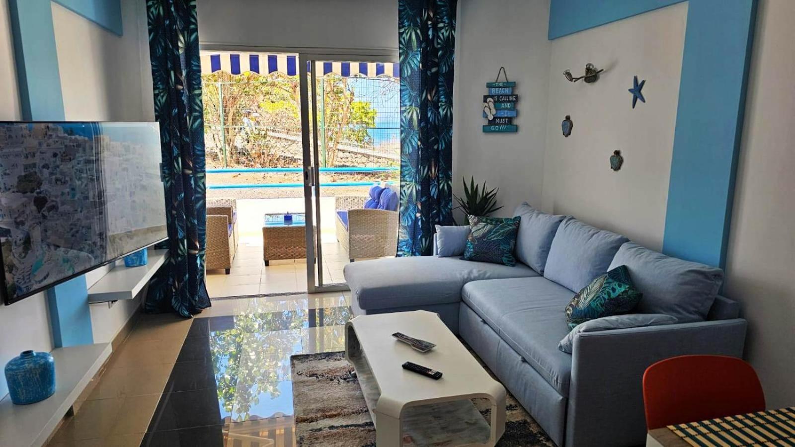 Blue Bay Paradise - Beach Front Apartment With Sea View Playa Paraiso  Ngoại thất bức ảnh